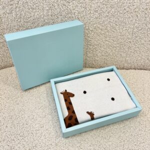 Dada&Rocco Knitted Cotton Blanket - Love Giraffe